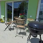 Zielony Domek Holiday home Piersciec