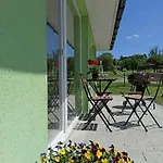 Zielony Domek Holiday home