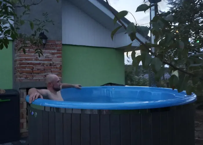 Zielony Domek בית נופש *